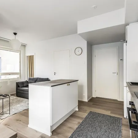 Kotimaailma - New With Balcony For 5 *