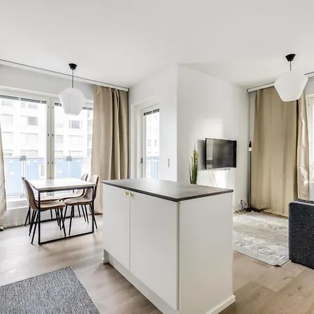 Kotimaailma - New With Balcony For 5 *